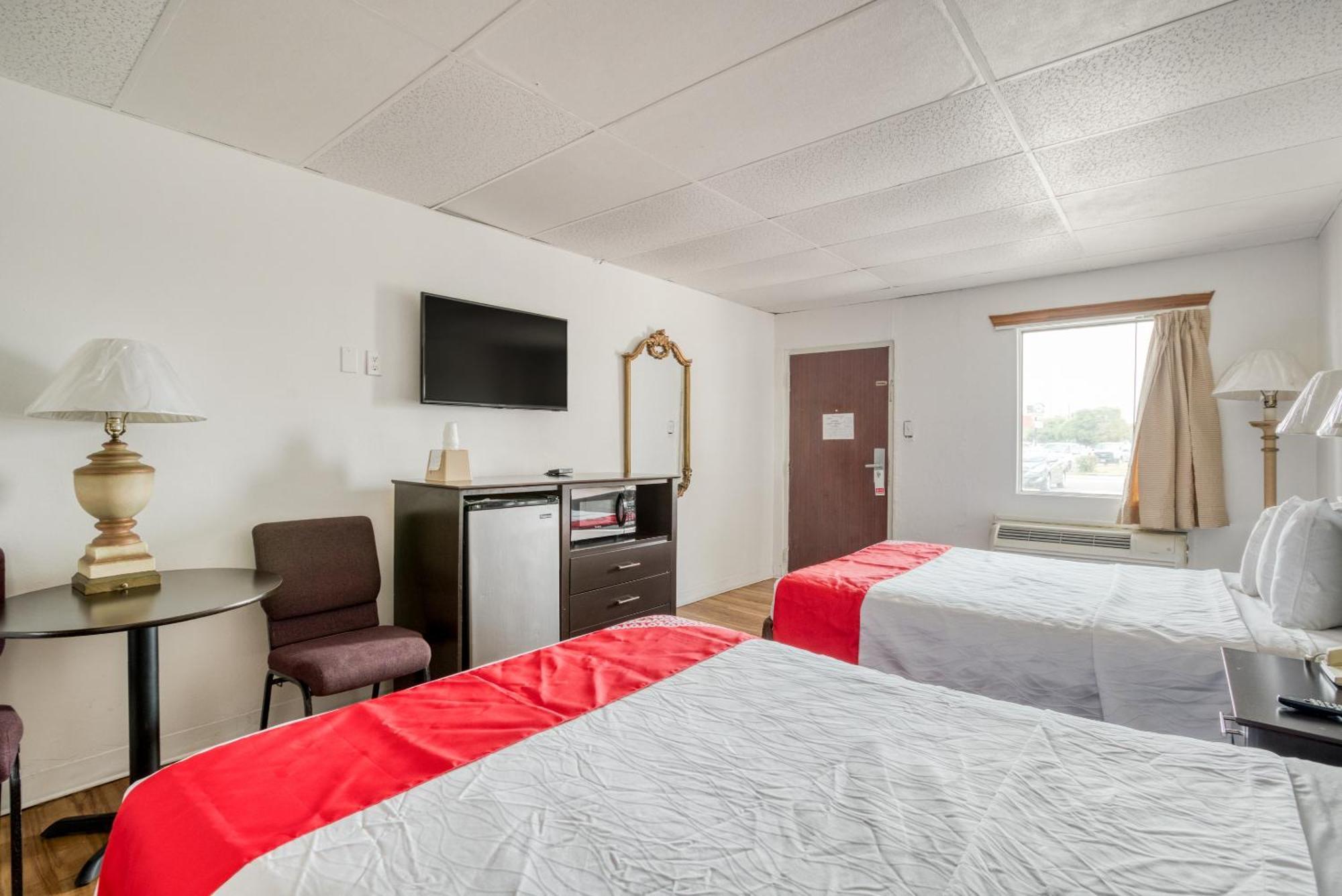 Oyo Hotel San Antonio Lackland Air Force Base West Exterior foto